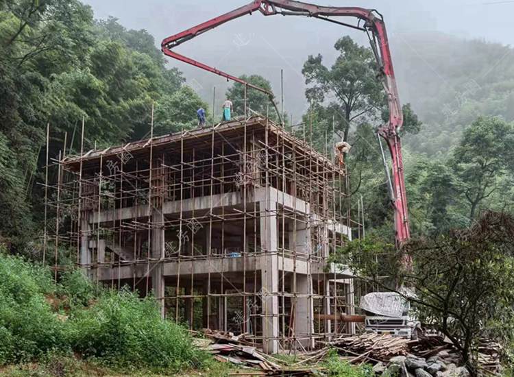 農(nóng)村自建房施工單獨包工需要注意哪些事項？別讓施工隊轉(zhuǎn)了空子